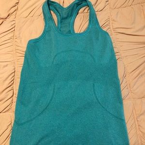 Lululemon swiftly tech razor back